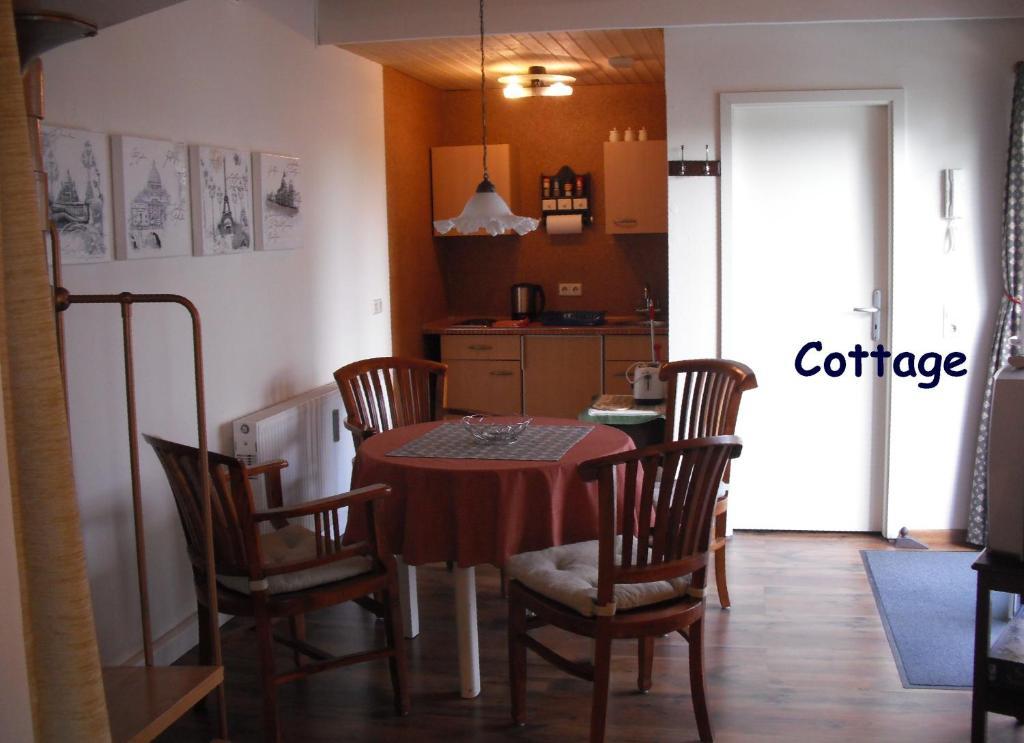 City-Ferienwohnungen-Dresden - Zentral Gelegen Im Haus Louisenstrasse 11 - Dresden-Neustadt Cameră foto